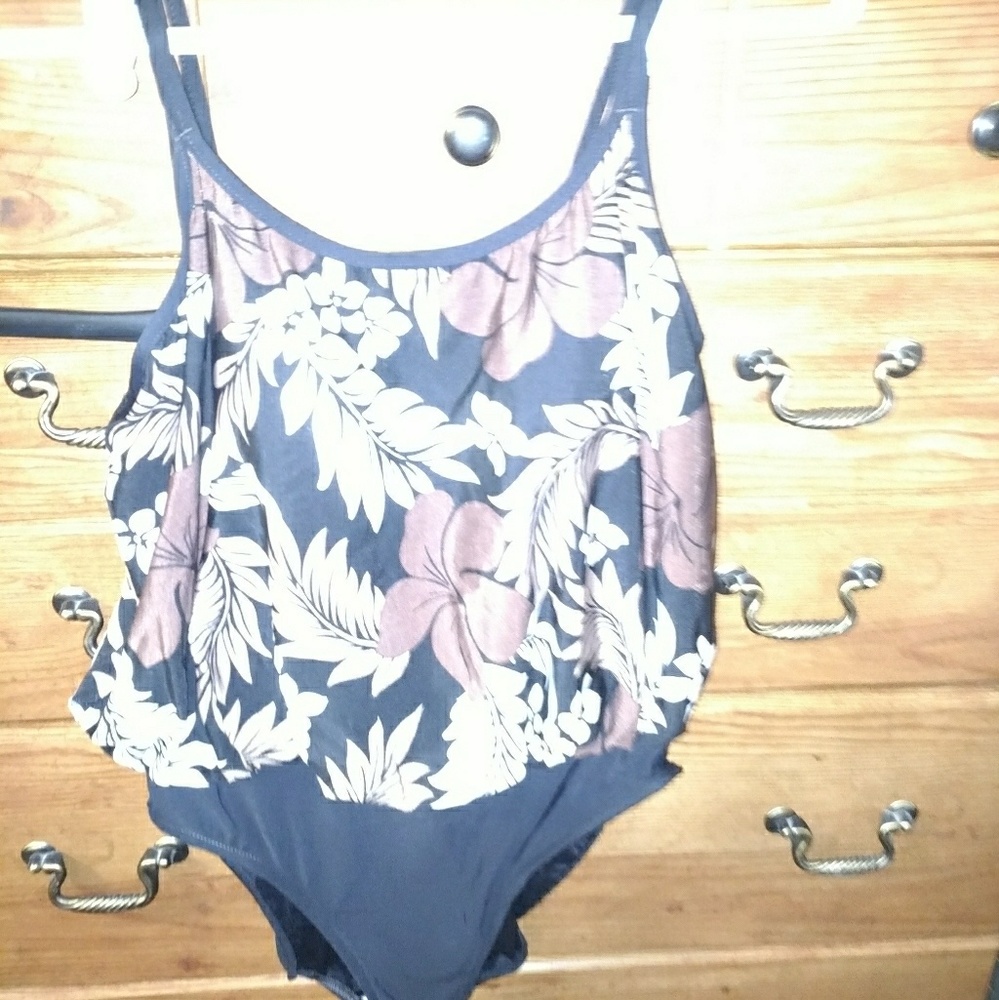 Bathing suit
